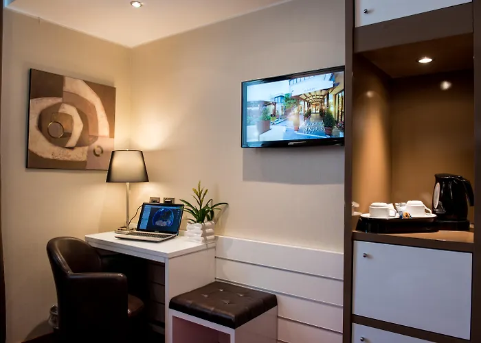 Magri's Hotel