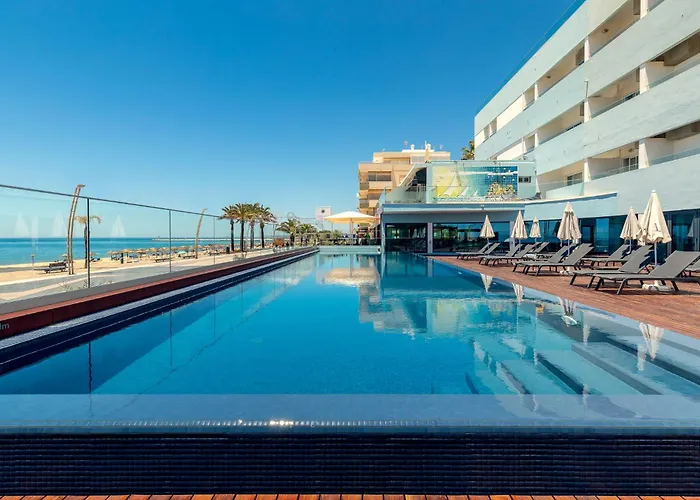 3 star hotel: Dom Jose Beach Hotel