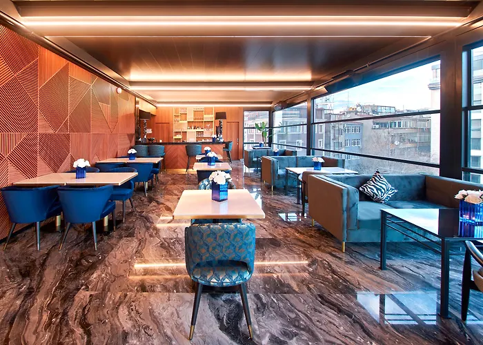 Lady Diana Hotel