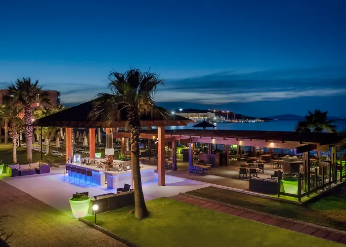  Radisson Blu & Spa Cesme