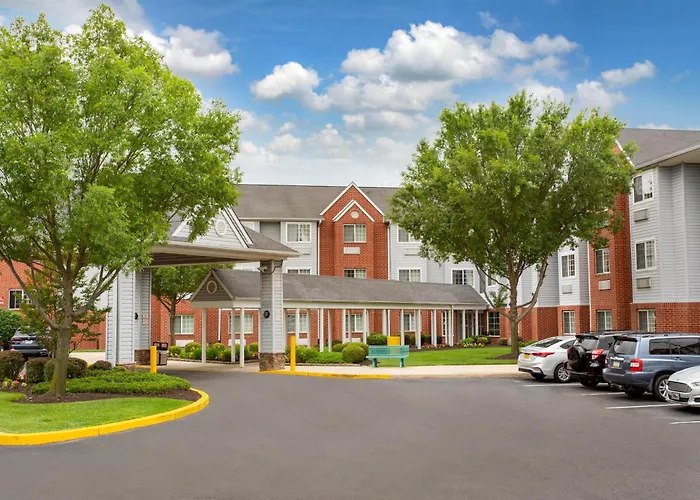 Microtel Inn & Suites By Wyndham Airport