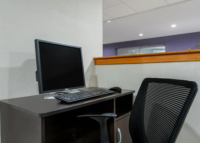 Microtel Inn & Suites By Wyndham Airport