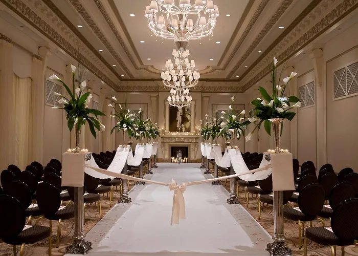 Jacuzzi hotel: The Palmer House Hilton