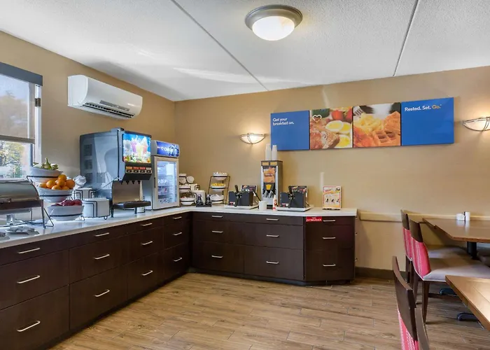  Comfort Inn Boston