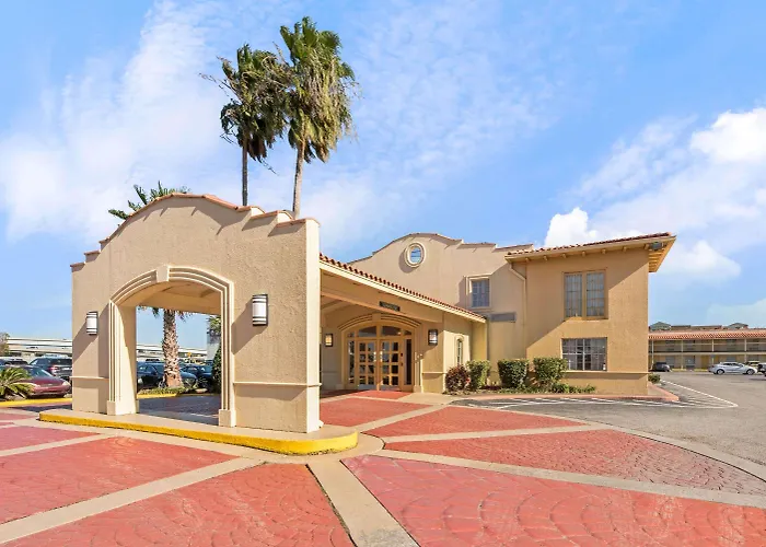 La Quinta Inn By Wyndham New Orleans Causeway