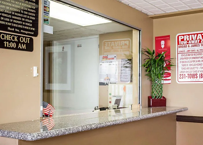 Cheap hotels Econo Lodge Columbus