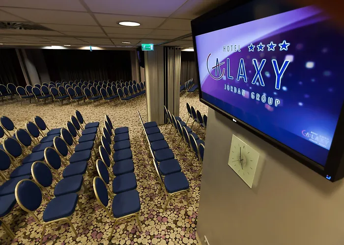 4 sterren hotel: Galaxy Hotel