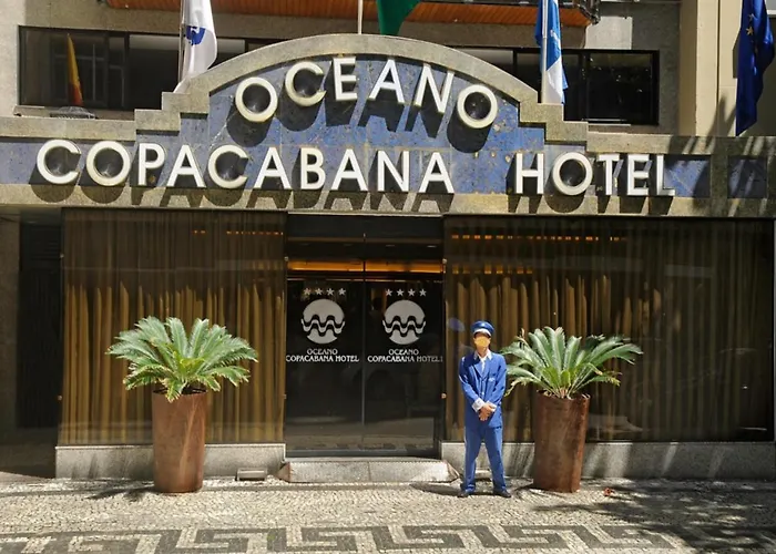 Hot Tub in Room Oceano Copacabana