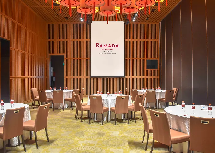 4 Sterne Hotels Aloft Singapore Novena