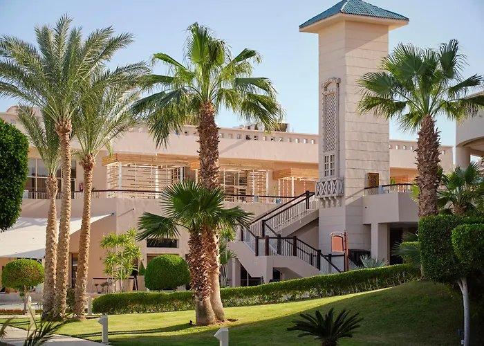 Boutique hotel only: Coral Sea Holiday Resort & Aqua Park