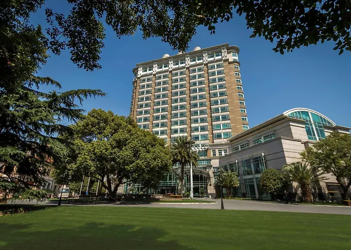 Radisson Collection , Xing Guo