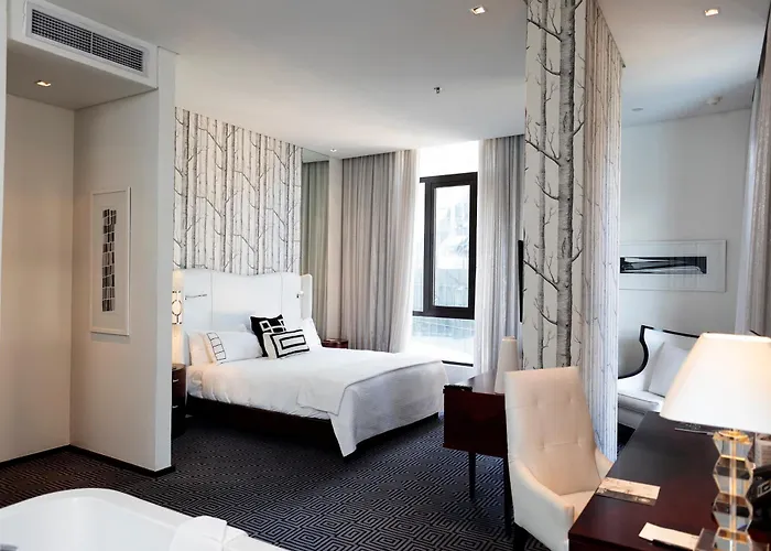 Luxury hotel only: Davinci Hotel On Nelson Mandela Square