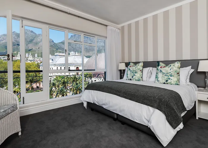 Cape Town Hollow Boutique Hotel