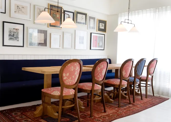 Shalom & Relax - An Atlas Boutique