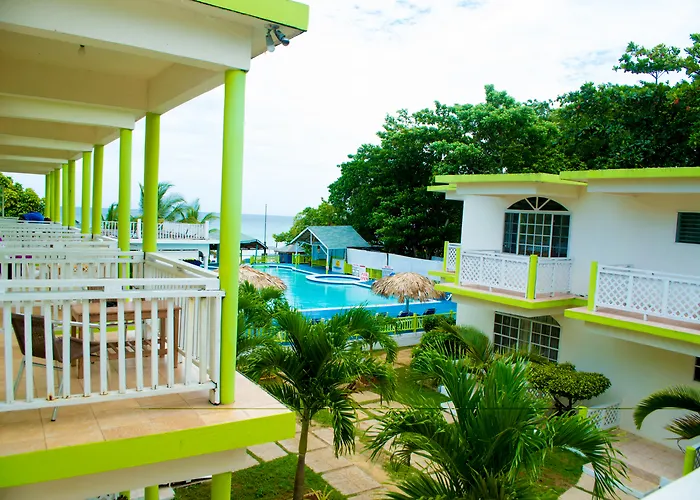Family Hotel: Fun Holiday Beach Resort
