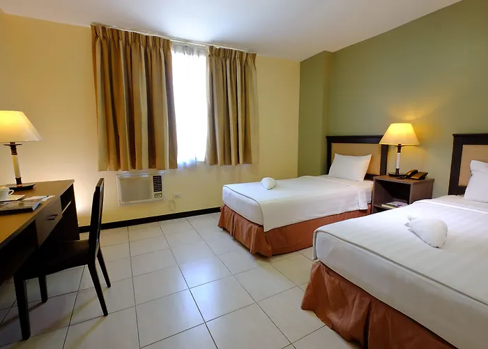 Oyo 187 The Maxwell Hotel