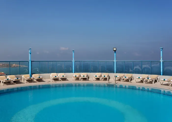 Luxury hotel only: Sea Tower By Isrotel Design