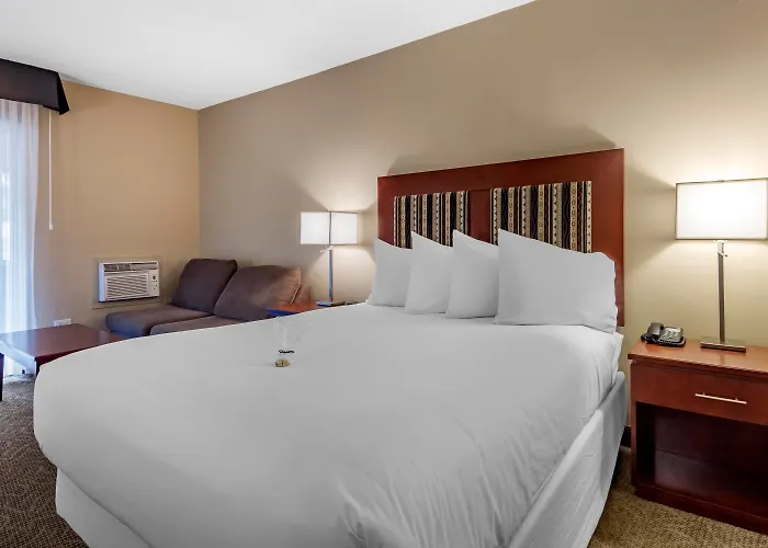Hotel Penticton, Independent