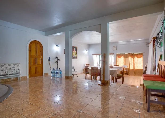 Cheap hotels Midas s