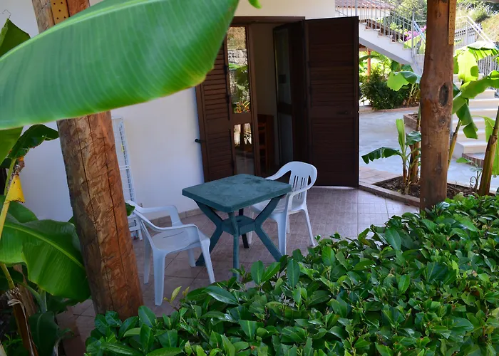 Cheap hotel: Hotel Marinella - Private Free Parking - Grotticelle Beach 200 M