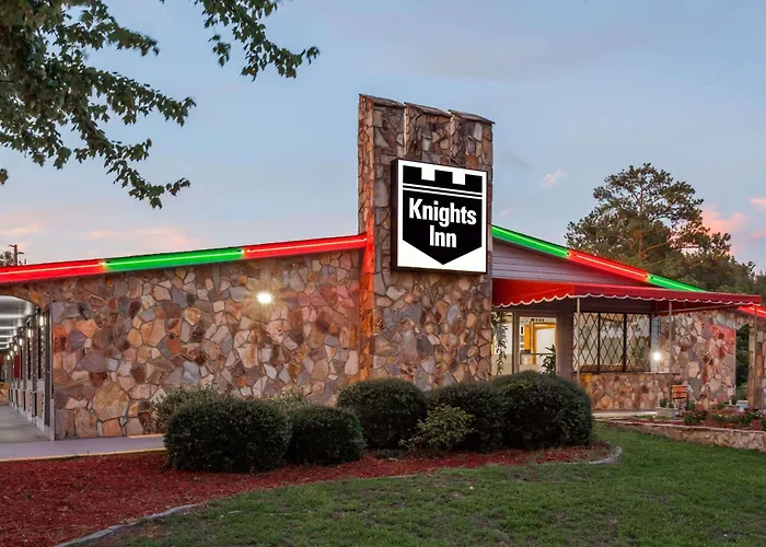 Knights Inn - Columbia
