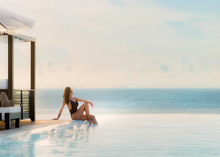 Pet Friendly hotel: The Fives Downtown Hotel & Residences, Curio Collection By Hilton