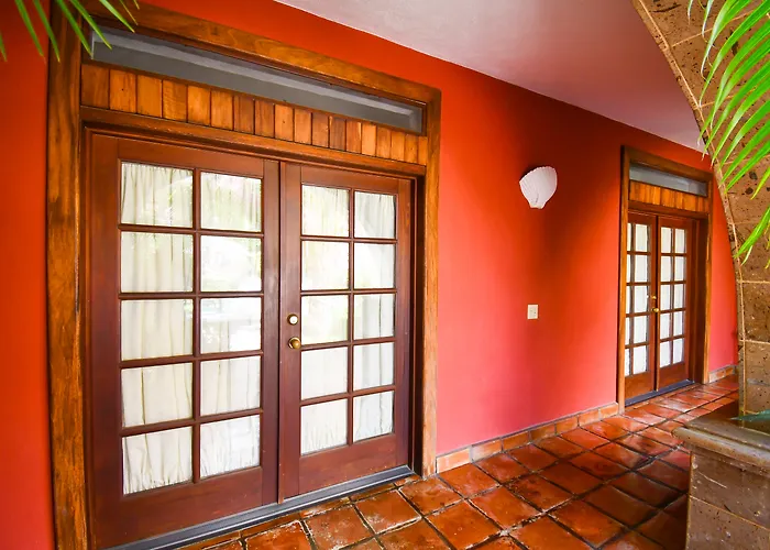 Collection O Casa Bella Boutique,