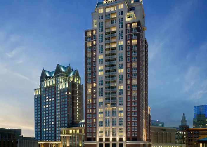 4 star hotel: Omni Providence