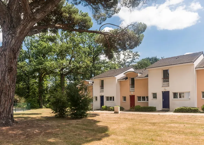 Pet Friendly hotel: Comfort Aparthotel Nantes La Beaujoire