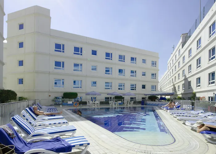 Hotel mit Hund Al Bustan Centre & Residence