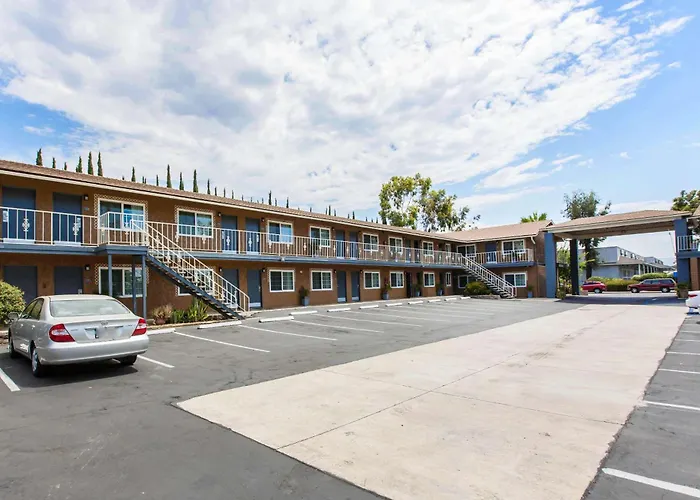 Rodeway Inn Escondido Downtown