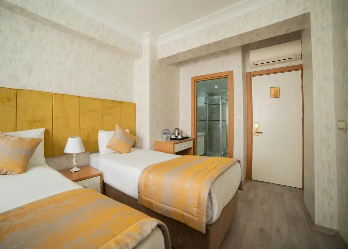 Resort: Miran Hotel