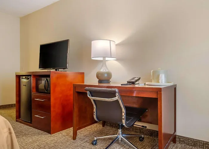Quality Inn & Suites Olde Town