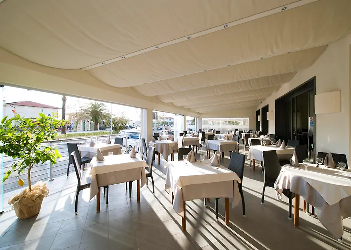 Hotel con tennis: Hotel Giulia