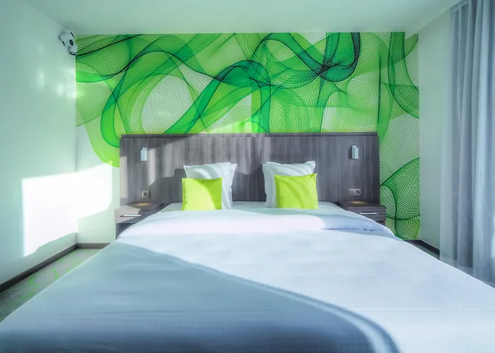 B&B HOTEL Mons Centre