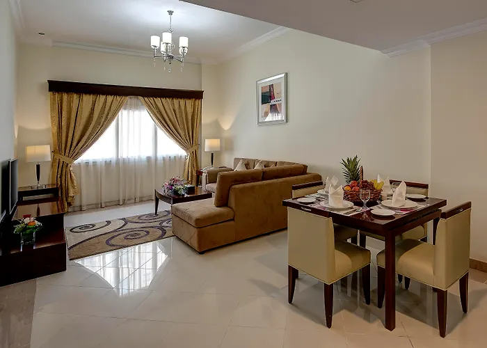 Lodge: Rose Garden Hotel Apartments - Al Barsha, Near Metro Station