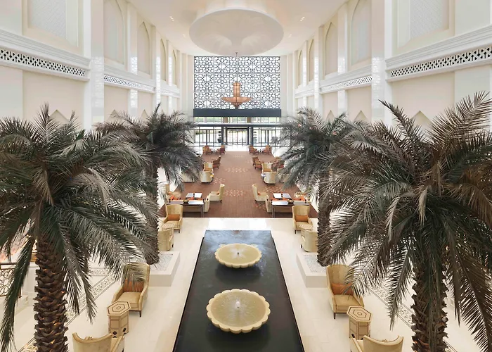  Bab Al Qasr