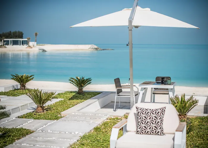 Resort: Nurai Island Resort