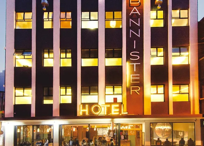 Cheap hotel: Bannister Hotel