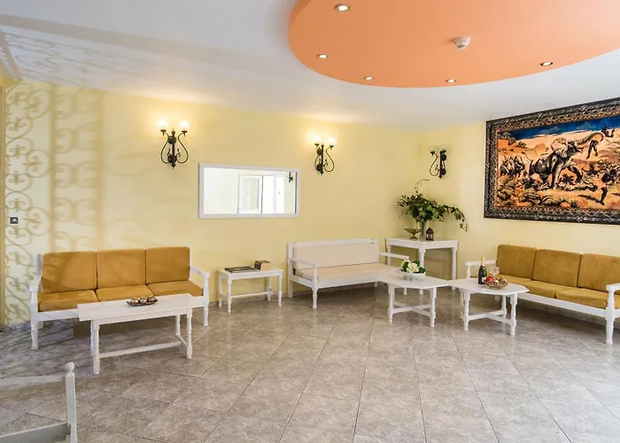 Cheap hotels Oasis Studios