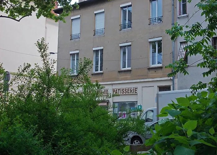 Lyon City Home'S Bed & Breakfast