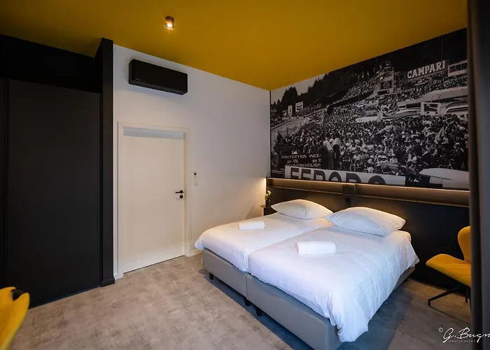 Boutique Hotel, La Cour De La Reine, Rooftop & Bistronomique Restaurant