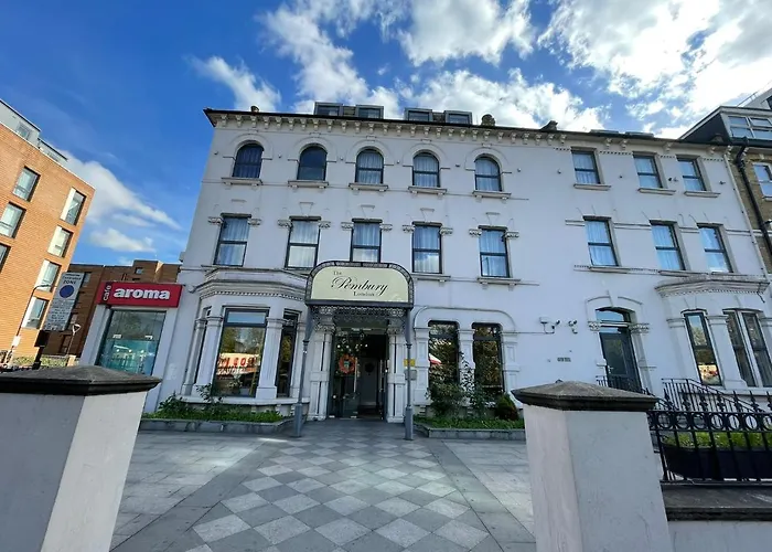 Resort: Pembury Hotel At Finsbury Park