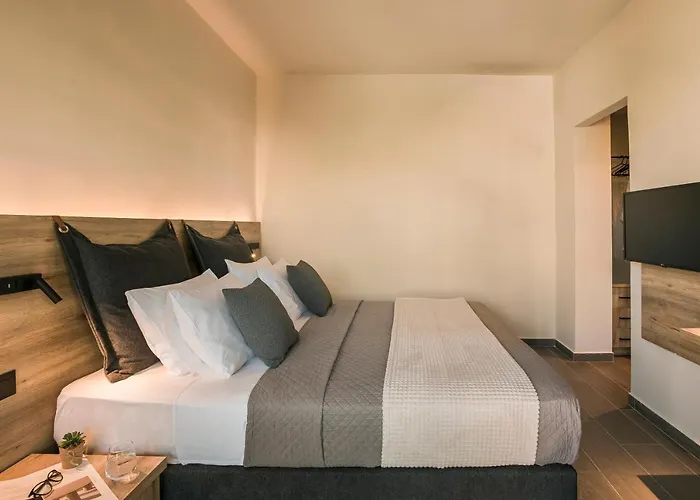skala-hotel-located-in-skala-kefalonia-centre-room-prices-reviews