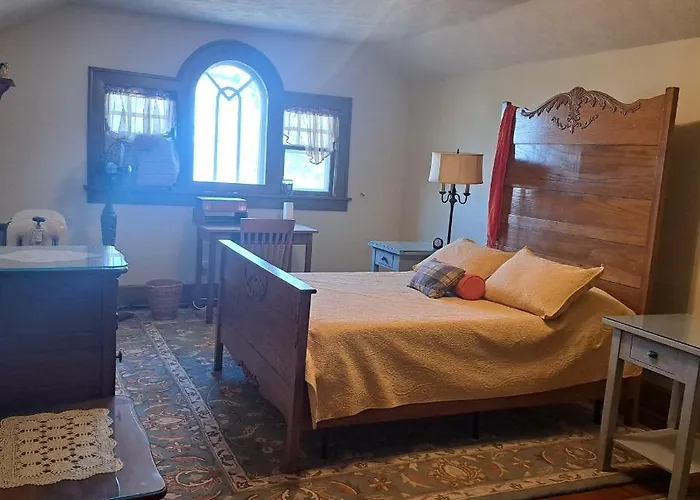 Harriott House, The Gallery Forest Room