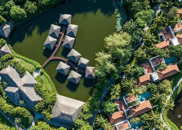 Hotel with view: Vinpearl Resort & Spa Phu Quoc