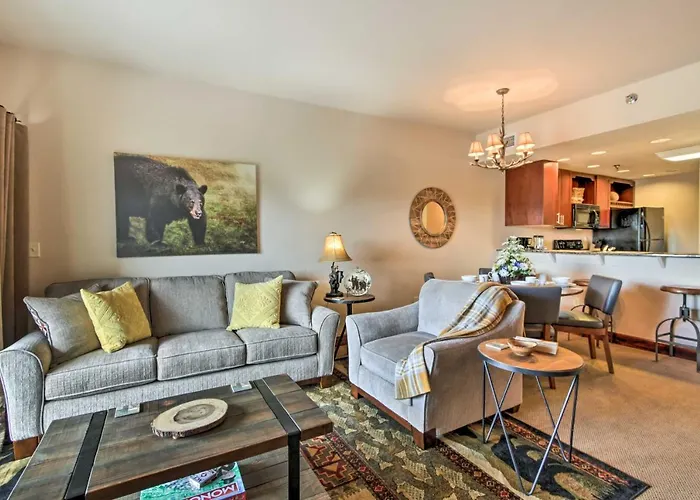 High Above It All Condo With Resort Amenity Access