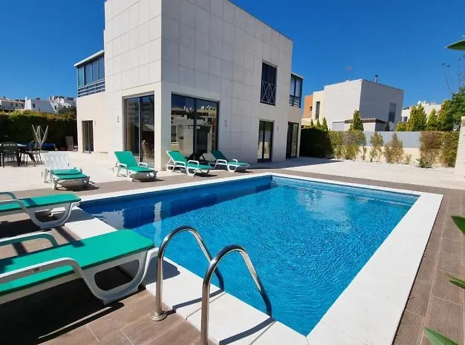 Villa: Luxury City Villa Olivia 10 - 15 Min To The Beach Oura, Private Swimming Pool