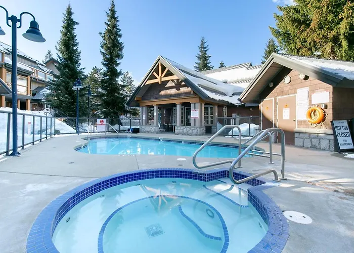 Apartment: Glaciers Reach By Allseason Vacation Rentals