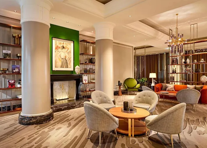 Ritz-Carlton